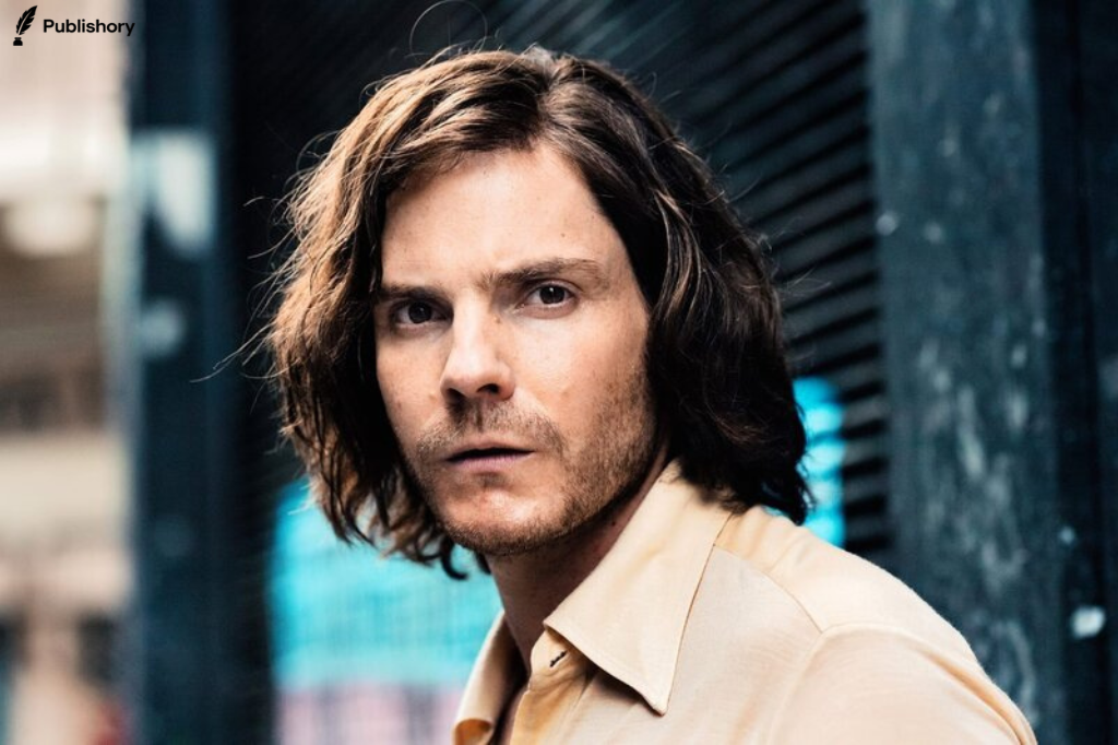 Filme und Serien von Daniel Brühl – Alle Highlights seiner Karriere filme und serien von daniel brühl